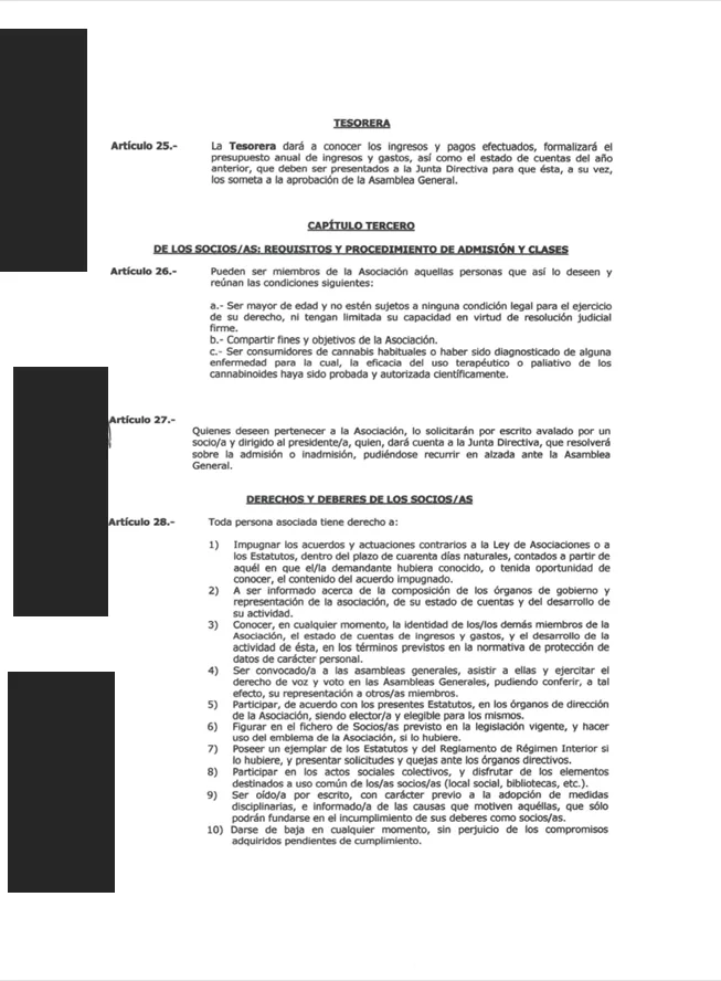 Constitución y redacción de estatutos de asociación cannábica — documento del expediente, con datos personales ocultados